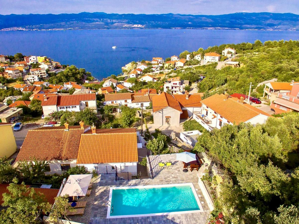 Bura Villa Vrbnik Esterno foto